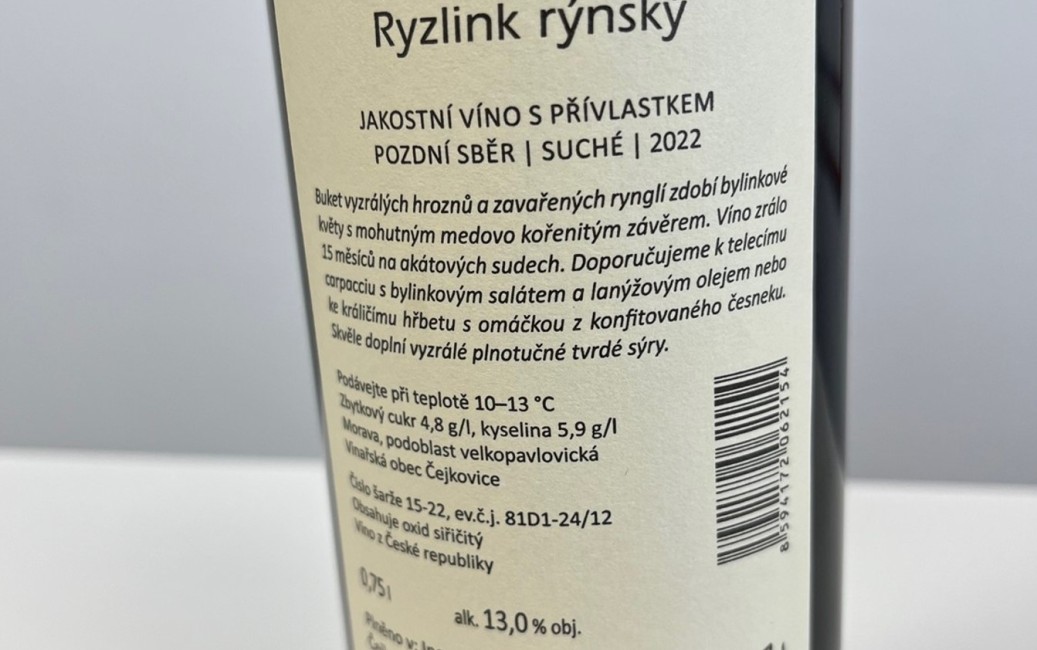 Výživové údaje a seznam složek na etiketě