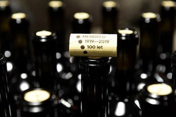 Cork Supply ke 100. výročí Mendelu - BS vinařské potřeby
