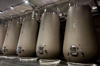 Italské betonové tanky NicoVelo - BS vinařské potřeby